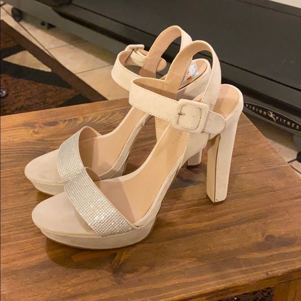 Steve Madden rhinestone chunky heel